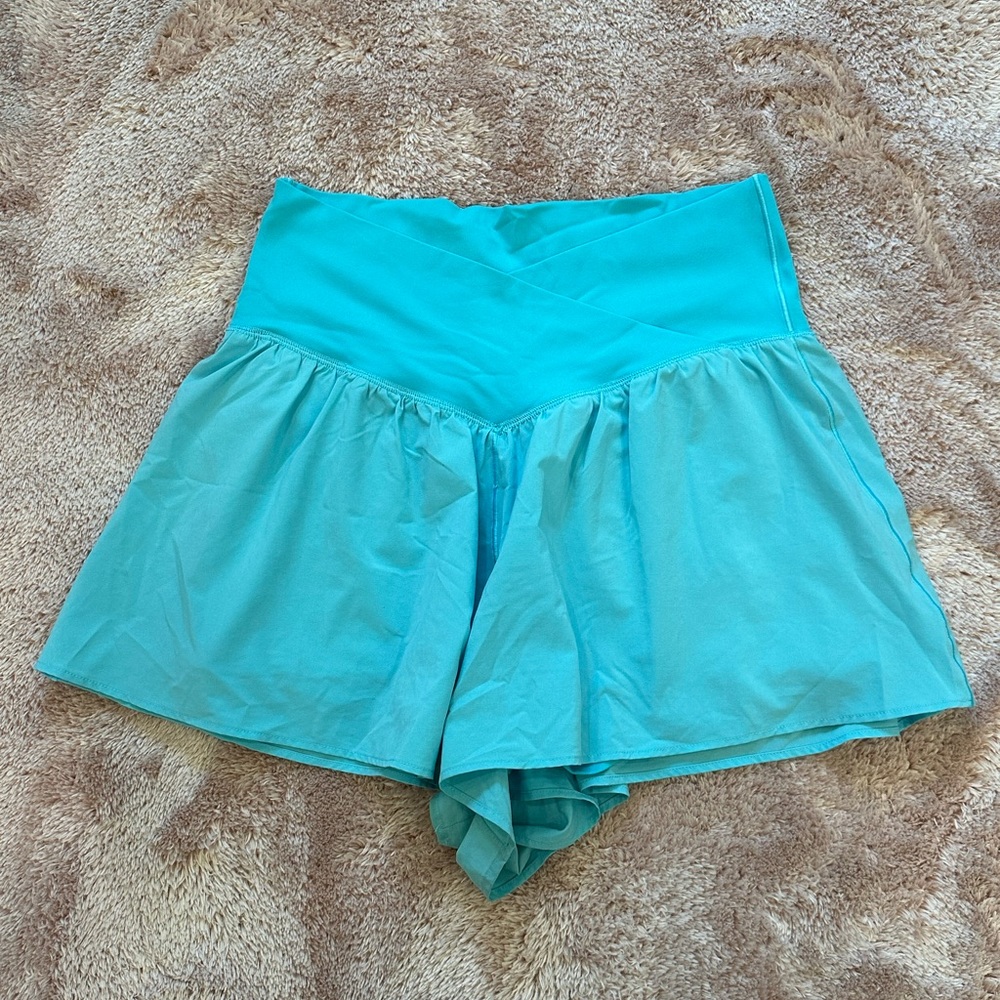 OFFLINE by aerie real me crossover flowy short